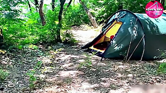 Betrapt Op Solo Plezier In De Vrije Natuur