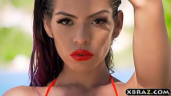 Polna Prsi Babe Yurizan Beltran Ga Vzame V Rit Kot Profesionalec