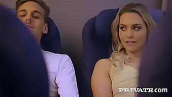 Video Sex Trên Máy Bay Đầu Tiên Của Mỹ Nhân Mỹ Mia Malkova Là Một Bắt Buộc Phải Xem